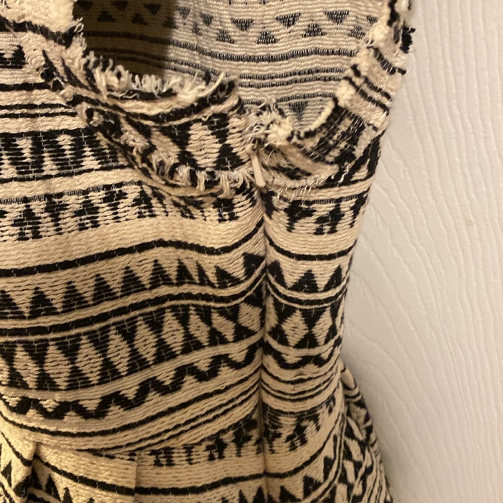 Banana Republic Tribal Woven Peplum Sleeveless Top - Picture 4 of 7